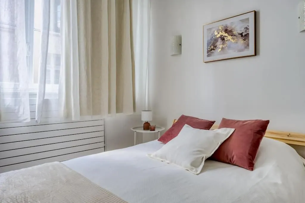 Luxe Parisien Au Coeur Du Marais Parigi