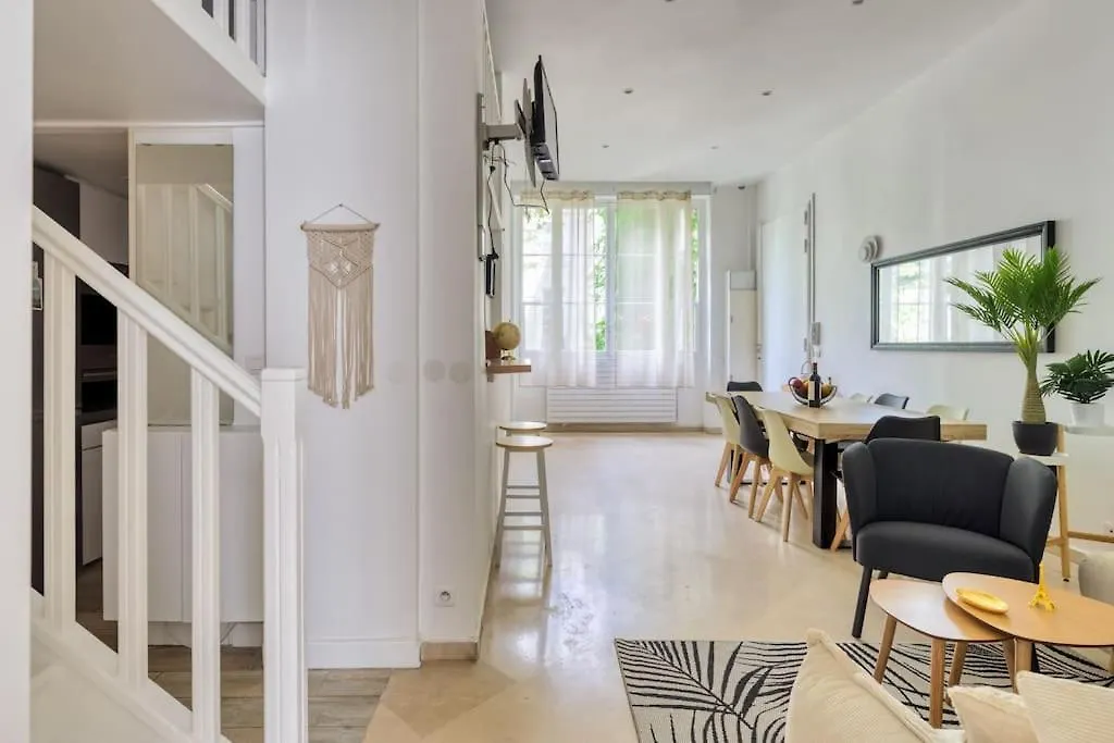 Lägenhet Luxe Parisien Au Coeur Du Marais